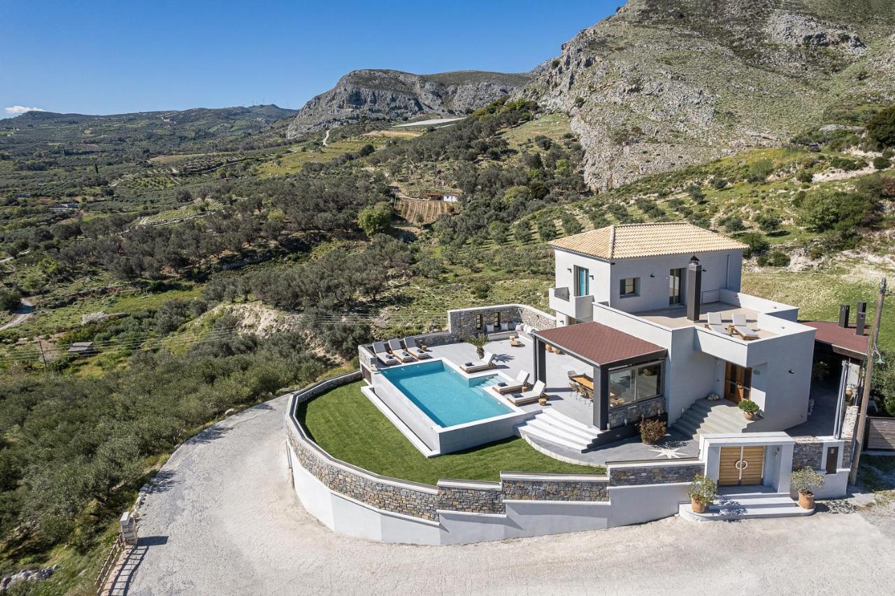 קאטו אסיטס Villa Amavi - Private Heated Pool מראה חיצוני תמונה