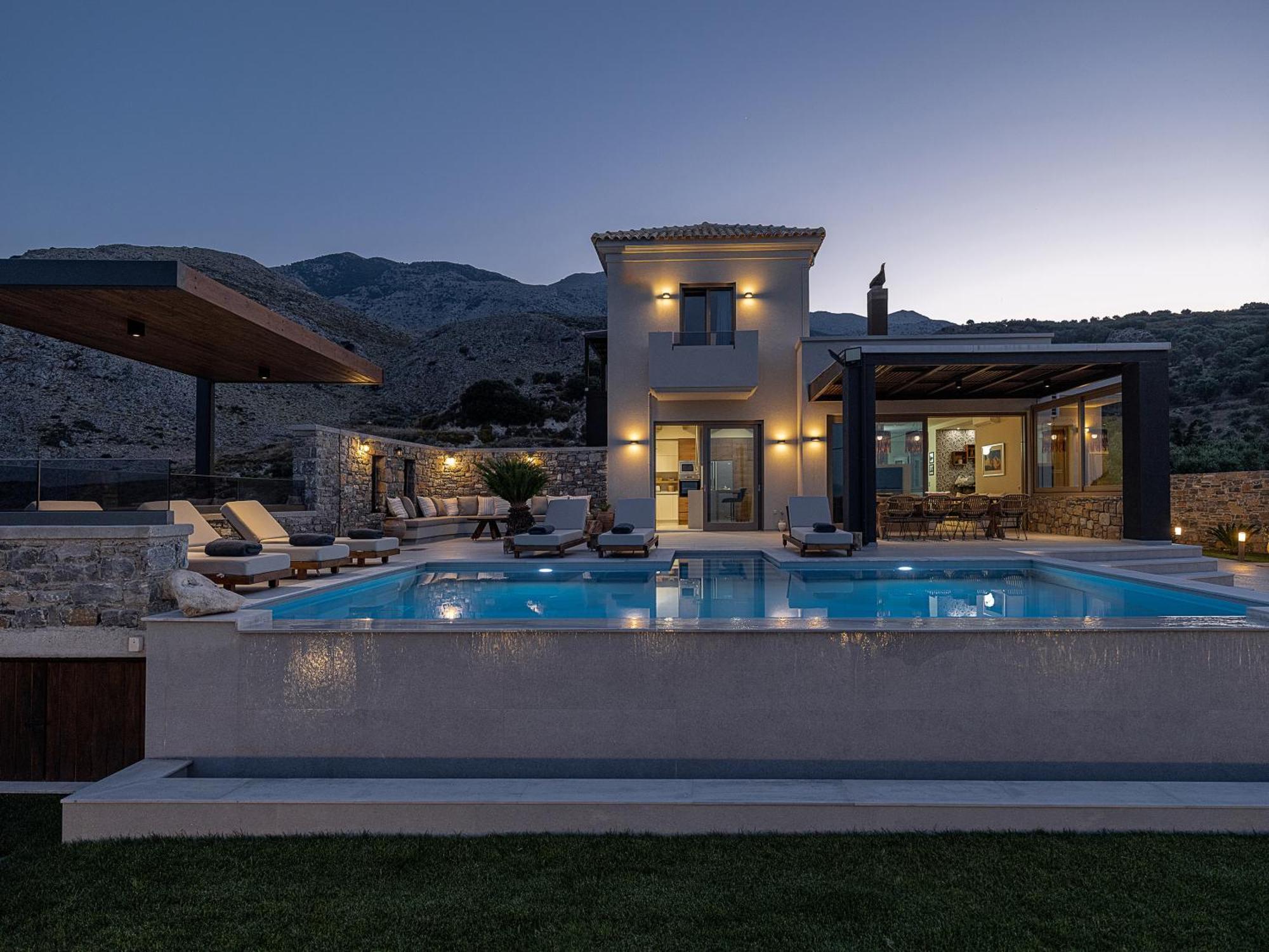קאטו אסיטס Villa Amavi - Private Heated Pool מראה חיצוני תמונה